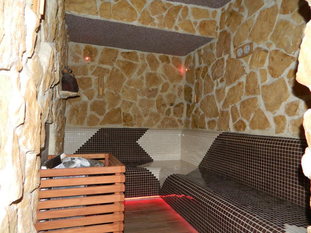 Spa Apartment Parkowy 호이니체 객실 사진